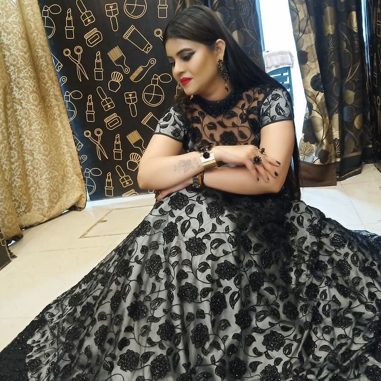 best makeup artist in kanpur